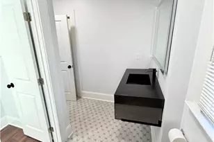 984 Woodbourne Dr SW, Atlanta, GA 30310 - Photo 9