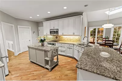 3025 Oaktree Landing NE, Marietta, GA 30066 - Photo 13