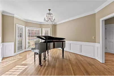 3025 Oaktree Landing NE, Marietta, GA 30066 - Photo 9