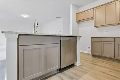 725 Oakmont Trace, Canton, GA 30114 - Photo 5