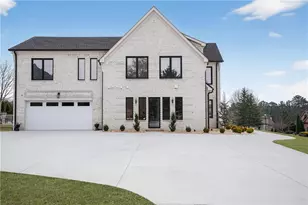 2445 Sunflower Dr, Hoschton, GA 30548 - Photo 9