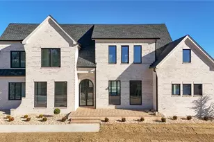 2445 Sunflower Dr, Hoschton, GA 30548 - Photo 1