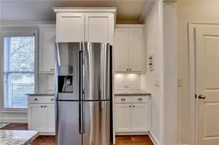 5260 Cresslyn Rdg, Johns Creek, GA 30005 - Photo 9