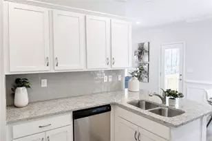 215 Laney Dr, Carrollton, GA 30117 - Photo 9