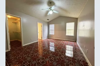 5410 Twin Lakes Drive, Atlanta, GA 30349 - Photo 35