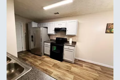5410 Twin Lakes Drive, Atlanta, GA 30349 - Photo 11