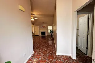 5410 Twin Lakes Dr, Atlanta, GA 30349 - Photo 3