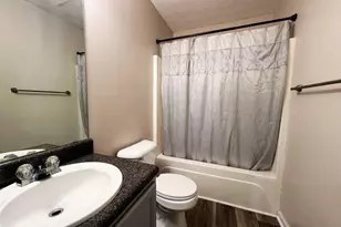 5410 Twin Lakes Dr, Atlanta, GA 30349 - Photo 27