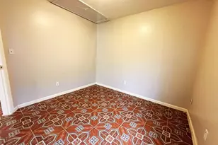 5410 Twin Lakes Dr, Atlanta, GA 30349 - Photo 21