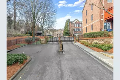 2876 Overlook Way NE, Atlanta, GA 30324 - Photo 43