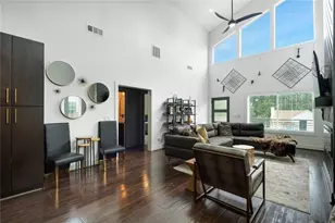 255 Mathewson Pl SW, Atlanta, GA 30314 - Photo 7