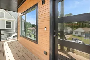 255 Mathewson Pl SW, Atlanta, GA 30314 - Photo 3