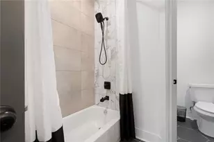 255 Mathewson Pl SW, Atlanta, GA 30314 - Photo 19