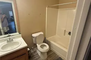 10600 Pine Forest Ln, Jonesboro, GA 30238 - Photo 17