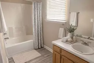 10600 Pine Forest Ln, Jonesboro, GA 30238 - Photo 13