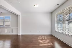 7655 Farrow Pass Cir, Cumming, GA 30028 - Photo 9