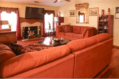 5349 Signal Court, Stone Mountain, GA 30088 - Photo 9