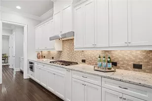 10600 Grandview Sq, Johns Creek, GA 30097 - Photo 17