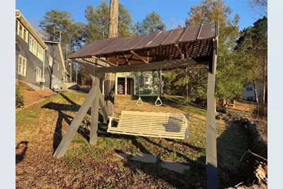 2298 E Lake Drive, Conyers, GA 30012 - Photo 25