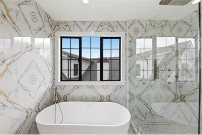 1385 Sylvan Circle NE, Brookhaven, GA 30319 - Photo 17