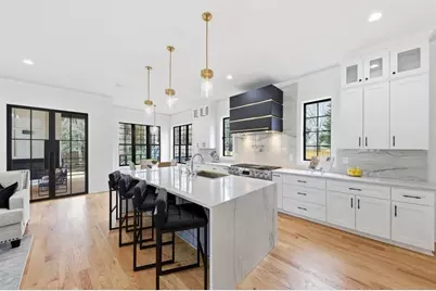 1385 Sylvan Circle NE, Brookhaven, GA 30319 - Photo 3