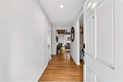 2500 Hawthorne Drive NE, Atlanta, GA 30345 - Photo 3