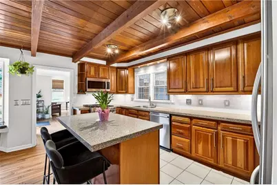 2500 Hawthorne Drive NE, Atlanta, GA 30345 - Photo 9