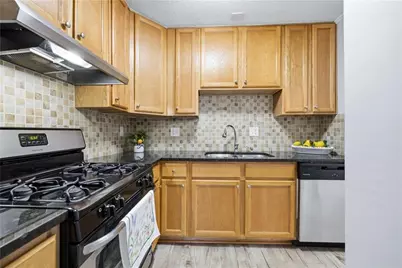 6601 Sienna Court, Peachtree Corners, GA 30092 - Photo 5