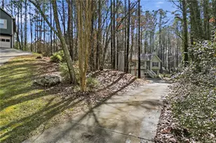 181 N Springs Dr, Acworth, GA 30101 - Photo 25