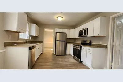 401 Barbashela Drive, Stone Mountain, GA 30088 - Photo 17