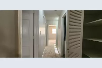 401 Barbashela Drive, Stone Mountain, GA 30088 - Photo 39