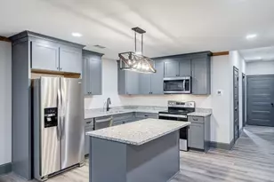 34 Depot St, Hartwell, GA 30643 - Photo 9