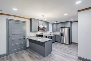 34 Depot St, Hartwell, GA 30643 - Photo 9