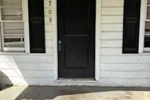 309 Crest Dr, Calhoun, GA 30701 - Photo 3