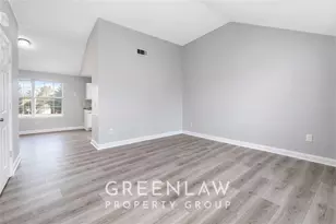 5521 Sapphire Cir, Ellenwood, GA 30294 - Photo 3