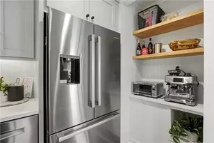 275 The South Chace, Atlanta, GA 30328 - Photo 15