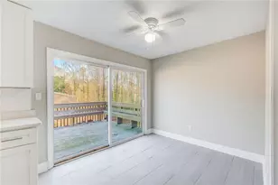 1301 Parkaire Crossing, Marietta, GA 30068 - Photo 9