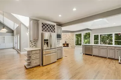 160 Grogans Landing, Atlanta, GA 30350 - Photo 9