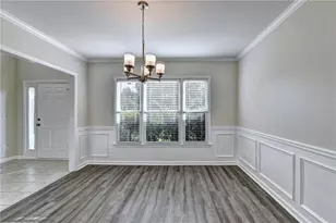 3460 Maple Terrace Dr, Suwanee, GA 30024 - Photo 9