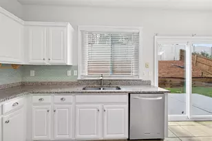 2922 Cottesford Way SE, Smyrna, GA 30080 - Photo 15
