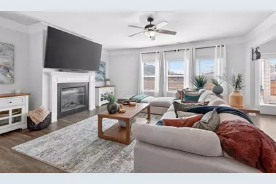 321 Eagles Bluff Way, Hoschton, GA 30548 - Photo 5