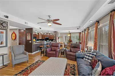 1063 Memorial Drive E, Dallas, GA 30132 - Photo 9