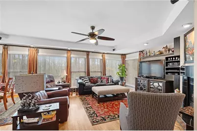 1063 Memorial Drive E, Dallas, GA 30132 - Photo 7