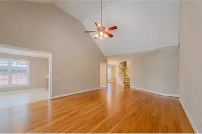 1990 Glenhurst Drive, Snellville, GA 30078 - Photo 9