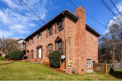 6420 Phillips Place, Lithonia, GA 30058 - Photo 3