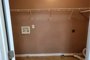 950 Rockbass Rd, Suwanee, GA 30024 - Photo 33