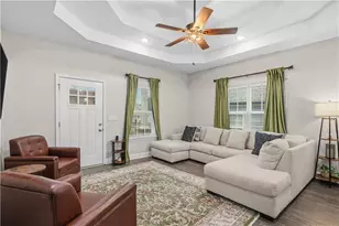 405 Coahulla Creek Dr, Dalton, GA 30721 - Photo 3