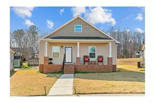 405 Coahulla Creek Dr, Dalton, GA 30721 - Photo 1