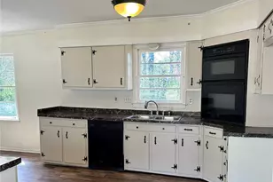 1905 Janet Ln, Decatur, GA 30035 - Photo 3