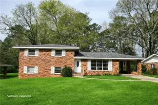 1905 Janet Ln, Decatur, GA 30035 - Photo 1